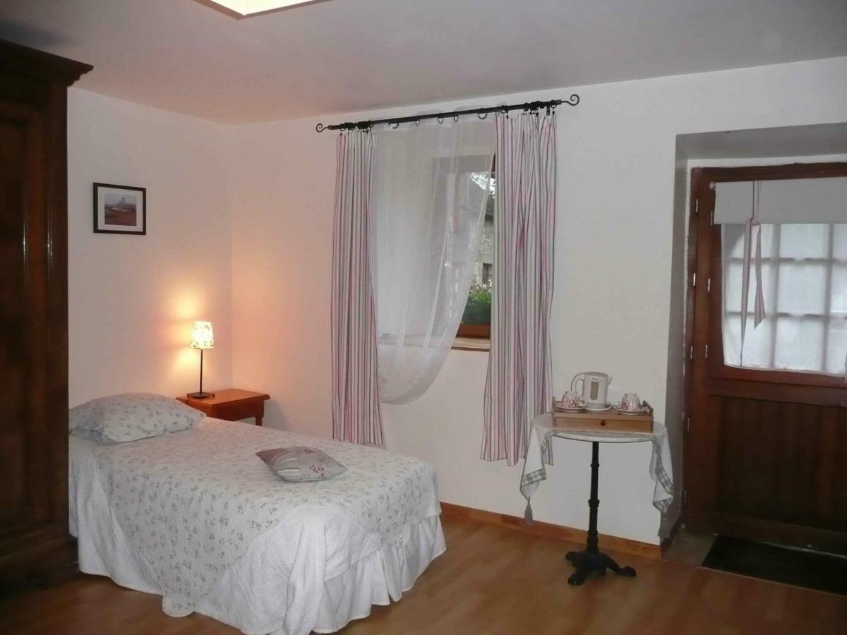 B&B Dinan La Priquetais Trévron 外观 照片