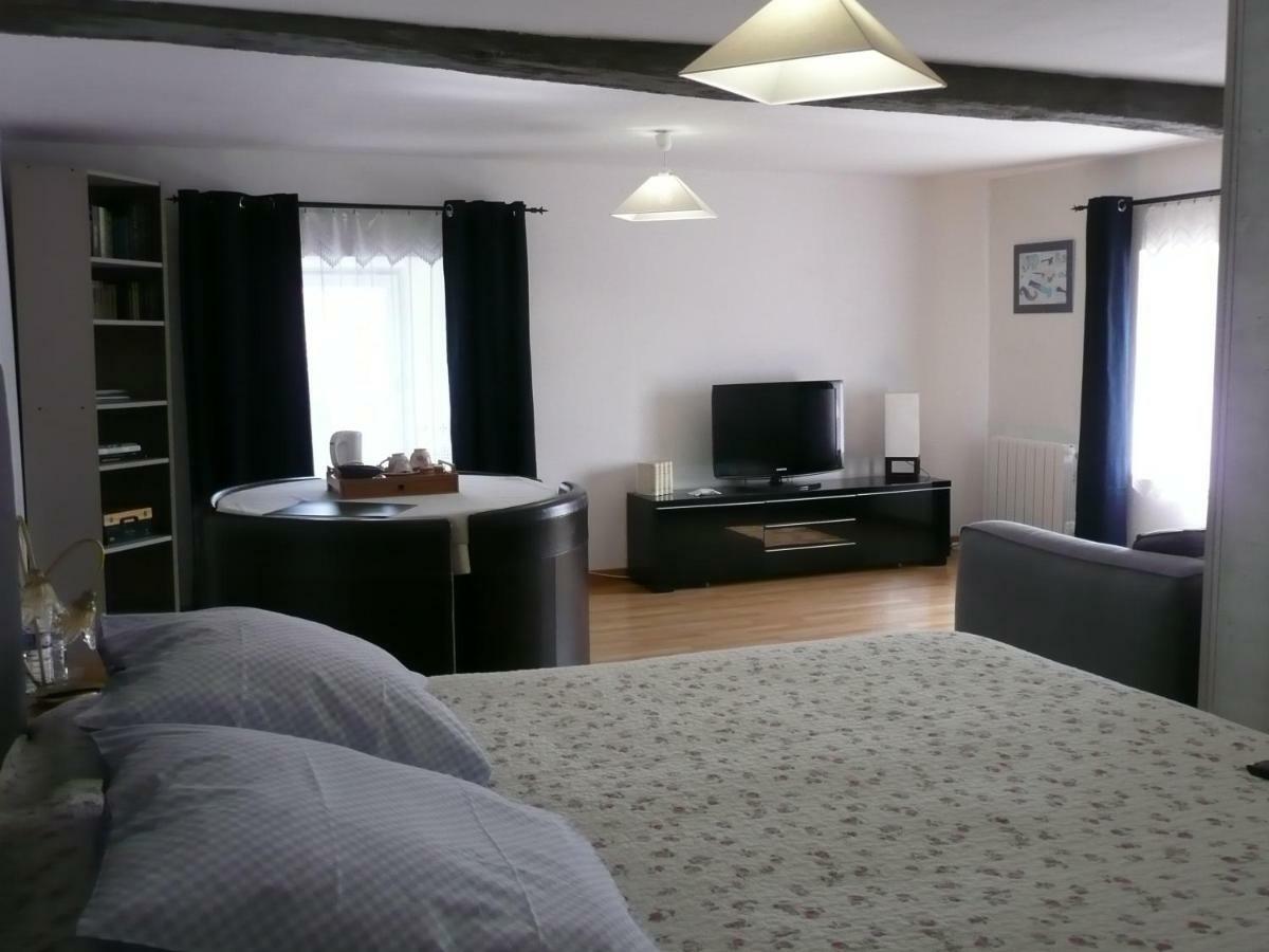 B&B Dinan La Priquetais Trévron 外观 照片